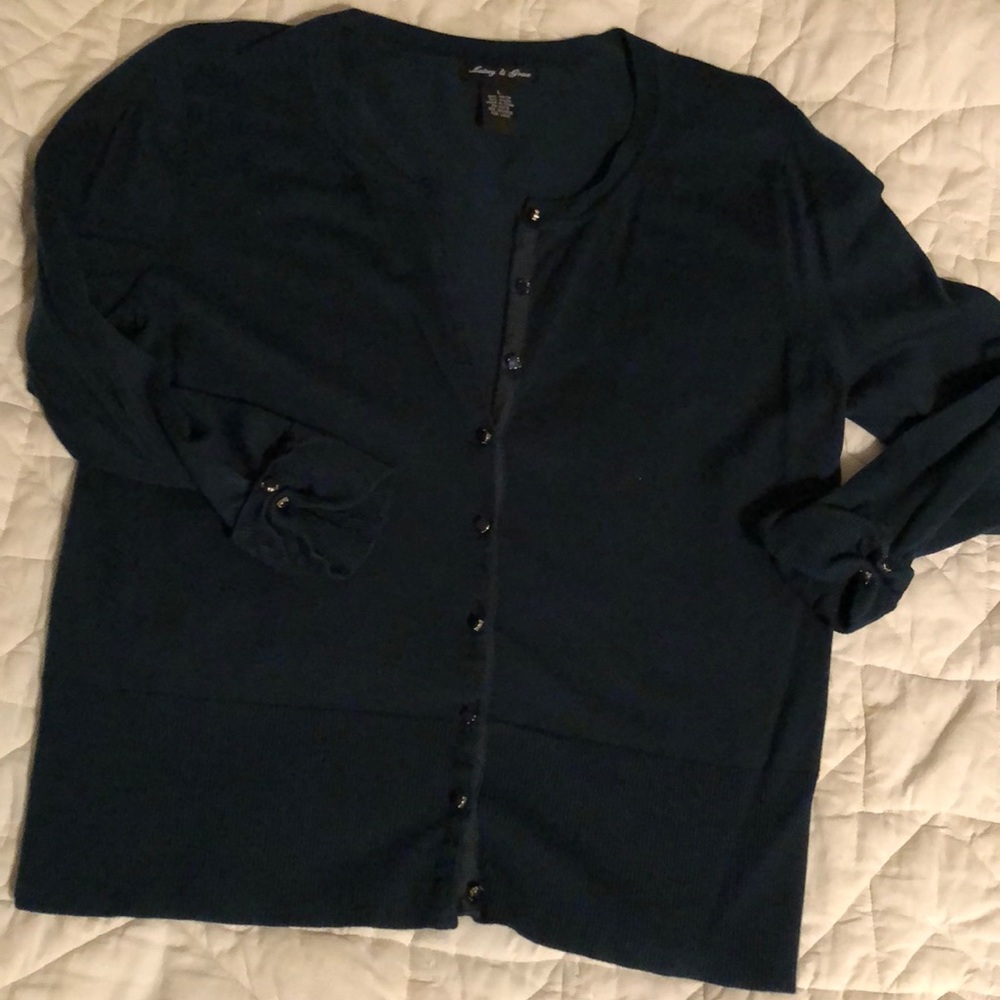 Very pretty cardigan sweater 3 quarter sleeve